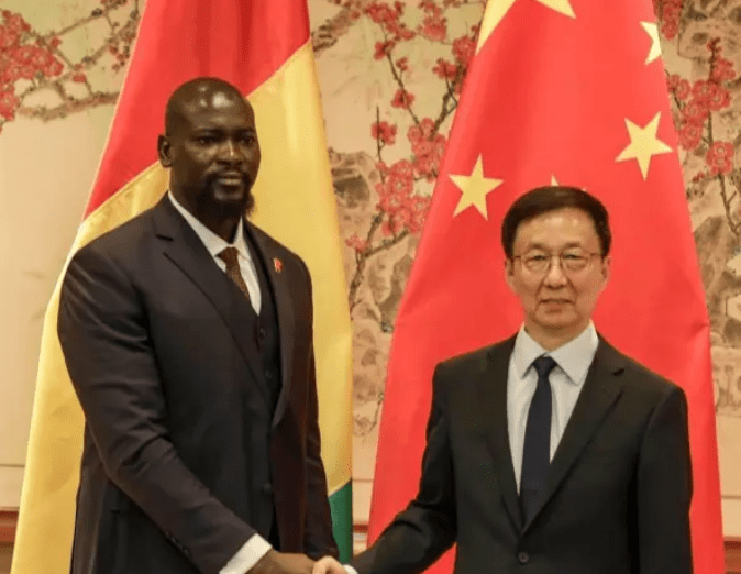 ONU : le colonel Mamadi Doumbouya consolide « les relations historiques » avec la Chine