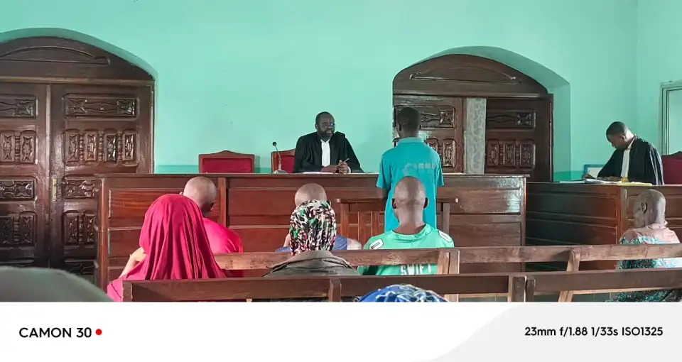 Fraude aux examens à N’Zérékoré : trois candidats face à la justice après des tentatives de triche au CEE et au BEPC